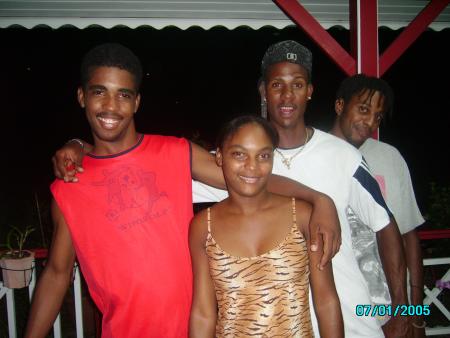 moi ma sista charlo et le ti julio